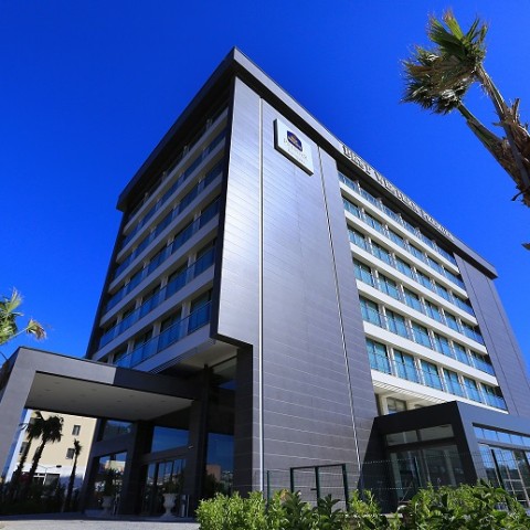 Best Western Premier Karşıyaka Convention & Spa Hotel (5 Yıldız)