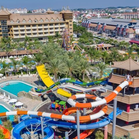 Royal Dragon Hotel