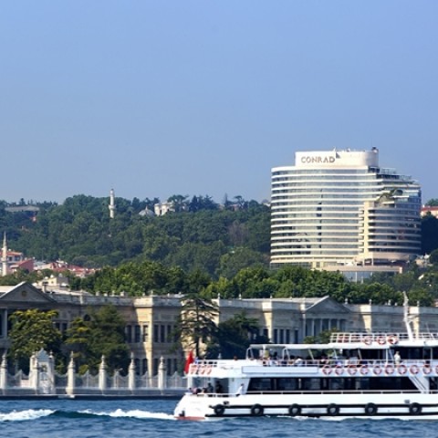 Conrad İstanbul Bosphorus (5 Yıldız)