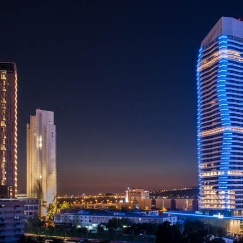 Four Points by Sheraton İzmir Bayraklı (4 Yıldız), İzmir , Bayraklı